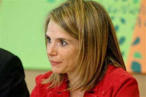 Ανεξαρτητοποιήθηκε η πρώην υφυπουργός ΑΑΤ του ΠΑΣΟΚ Μιλένα Αποστολάκη